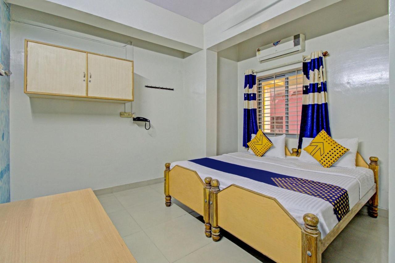 Spot On A Class Suites Near Hare Krishna Hill Бангалор Екстериор снимка